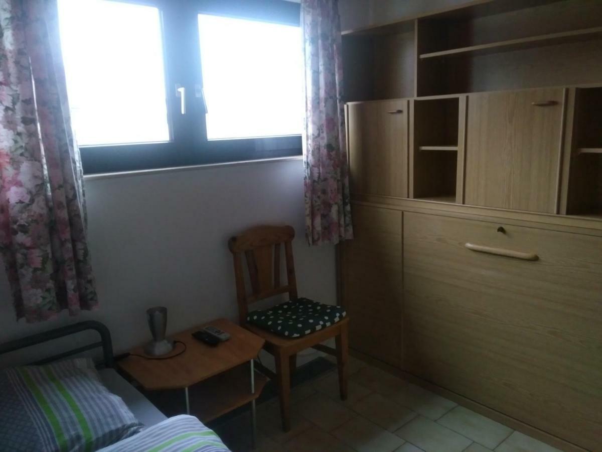 Bea'S Monteurzimmer Seckach 外观 照片
